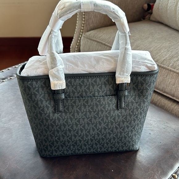 Michael Kors Jet Set Travel Extra Small Logo Top-Zip Tote Bag NWT BLACK 🌷 - Picture 6 of 6